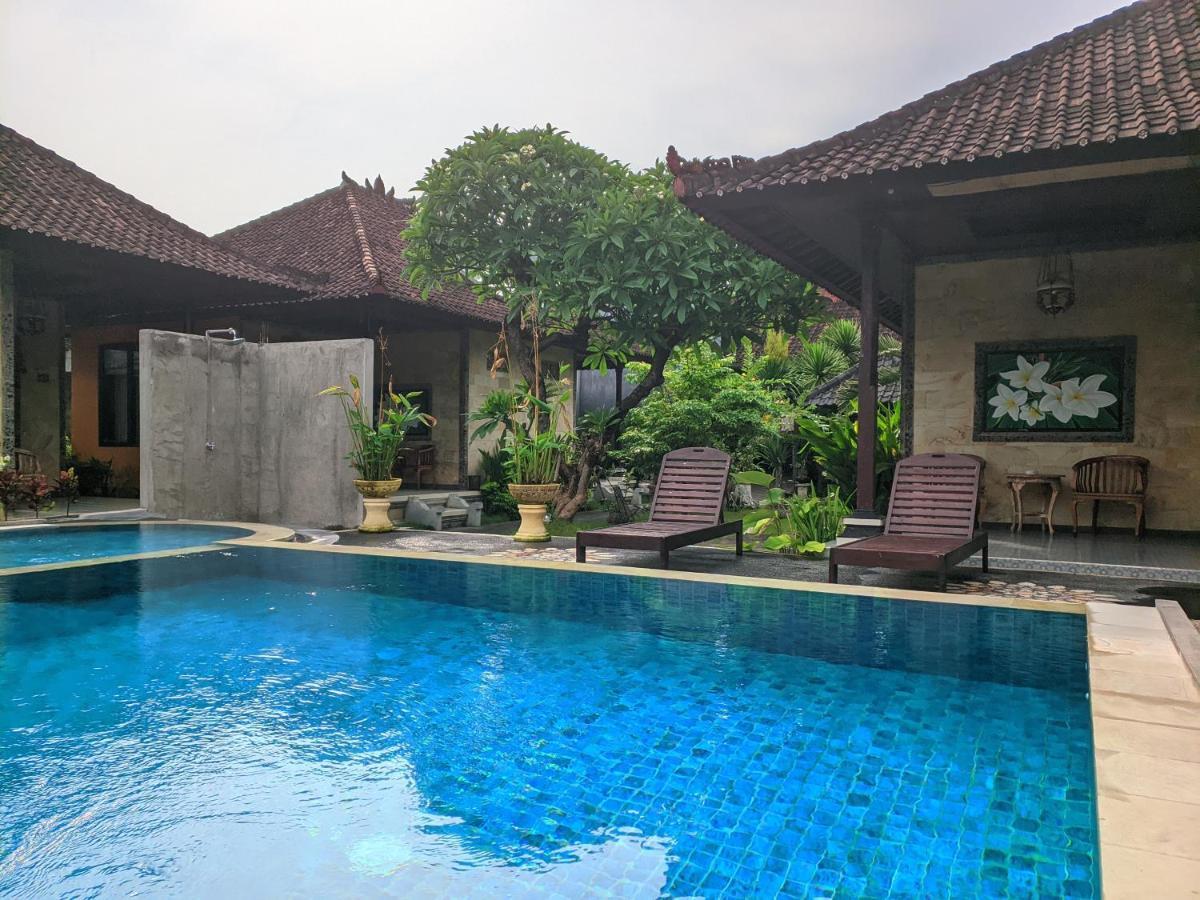 Taman Sari Cottages Kuta Lombok Exterior foto